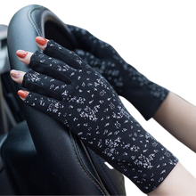 Load image into Gallery viewer, Stylish cotton gloves with UV protection